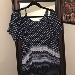 Stitch Fix off the shoulder short sleeve shirt